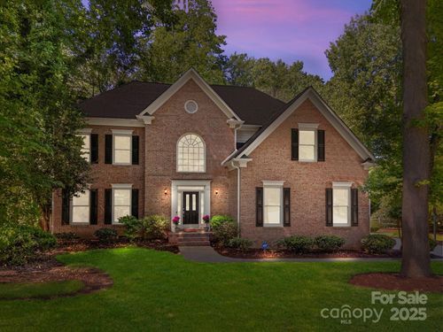 15831 Breton Brook St, Huntersville, NC, 28078-6703 | Card Image