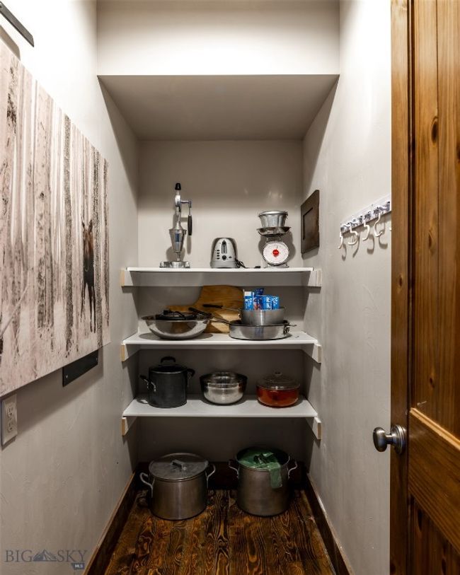Pantry | Image 21