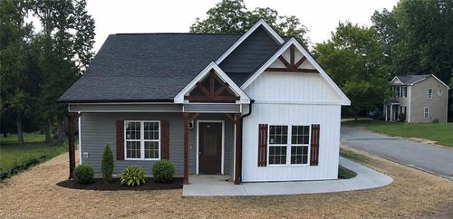 1726 Foust Road, Greensboro, NC, 27405 | Card Image