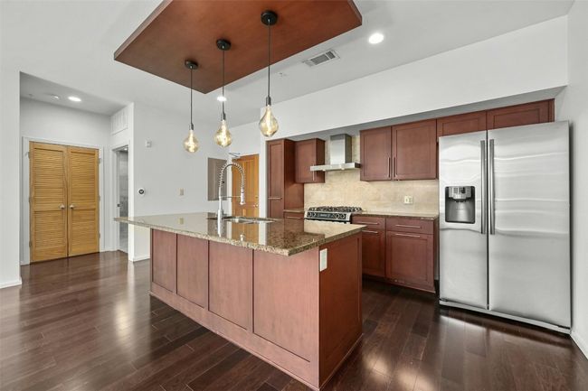 UNIT-5305 - 1600 Barton Springs Rd, Condo with 2 bedrooms, 2 bathrooms and 2 parking in Austin TX | Image 13