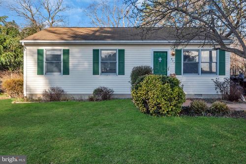 417 N Academy St, GREENSBORO, MD, 21639-1411 | Card Image