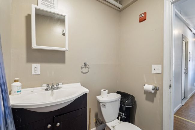 52 Myrtle St, Home with 0 bedrooms, 7 bathrooms and null parking in Manchester NH | Image 14
