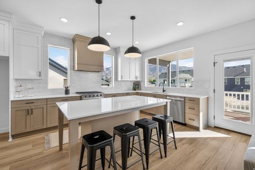 39-3202 N 2875 W, Plain City, UT, 84404-5388 | Card Image