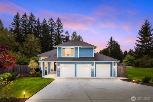 24325 Se 40th Place, Sammamish, WA, 98029 | Card Image