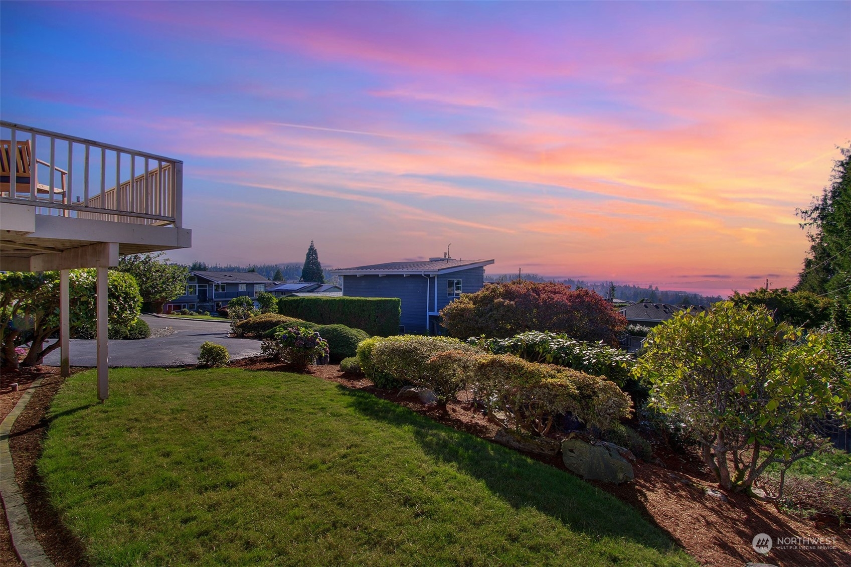 Laurel Way, Edmonds, WA 98020