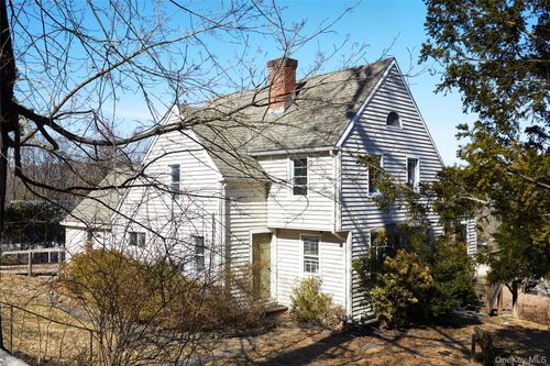 23 Bouton St, South Salem, NY, 10590-1300 | Card Image