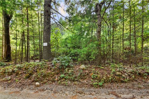 0 T Parker Rd, Foster, RI, 02825 | Card Image