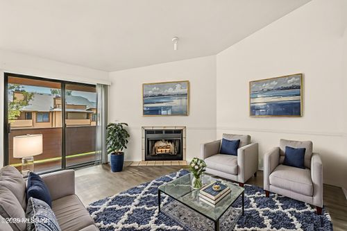 1686 W Wood Bridge Ct, Tucson, AZ, 85746-1301 | Card Image