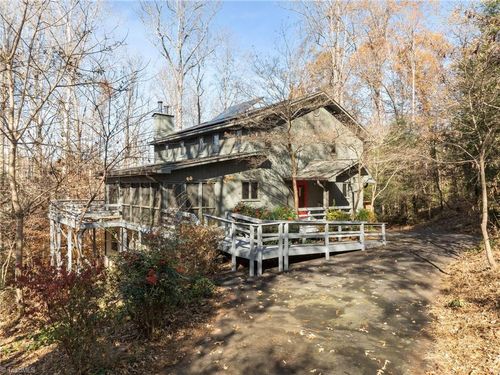 606 Thornwood Rd, Jamestown, NC, 27282-9436 | Card Image