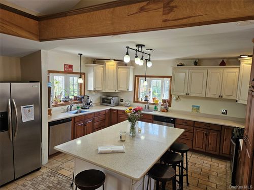 526 Hazel Dr, Woodmere, NY, 11598-1521 | Card Image