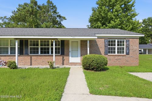 205 5th Ave, Jacksonville, NC, 28546-6496 | Card Image