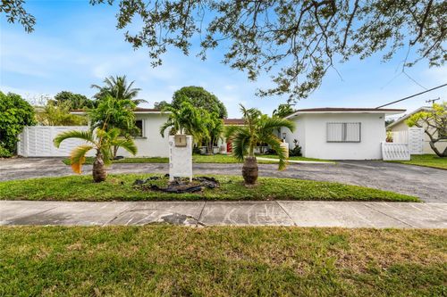 9110 Caribbean, Cutler Bay, FL, 33157 | Card Image