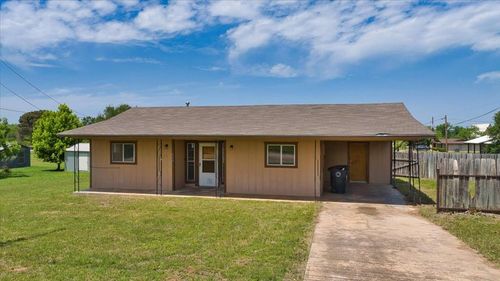 416 Wilson St, Mason, TX, 76856-3111 | Card Image