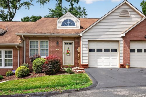 63 Hennig Dr, Pittsburgh, PA, 15236-1523 | Card Image