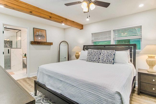 814 W Gonzalez St, House other with 3 bedrooms, 2 bathrooms and 1 parking in Pensacola FL | Image 4