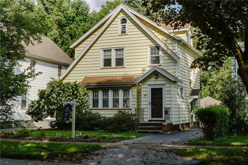 52 Indiana St, Rochester, NY, 14609-7437 | Card Image