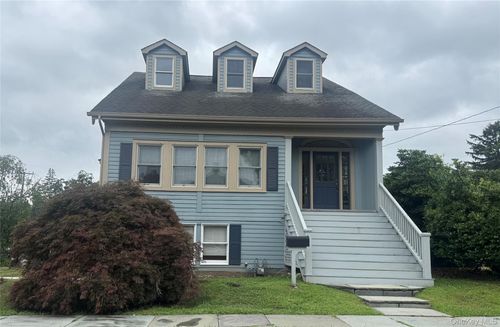 82 Wallkill Ave, Montgomery, NY, 12549-1115 | Card Image
