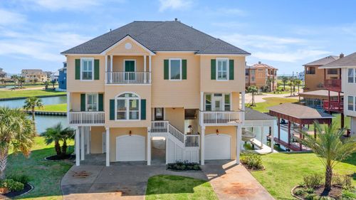 23 Fleming, Hitchcock, TX, 77563-3681 | Card Image