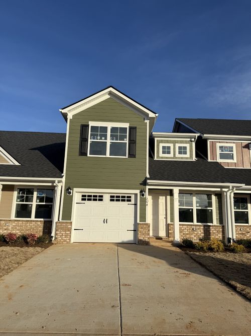 264 Selesia Ln, Pleasant View, TN, 37146-4300 | Card Image