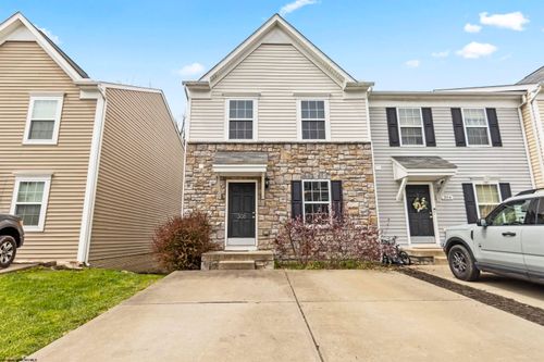 306 Turquoise Ln, Morgantown, WV, 26508-1104 | Card Image