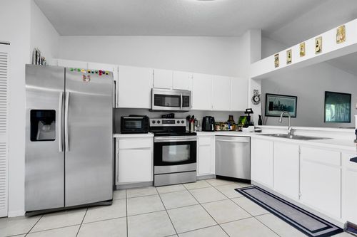203-7537 Trent Dr, Tamarac, FL, 33321-8804 | Card Image