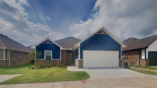 7005 Labelle Dr, Warr Acres, OK, 73132-4503 | Card Image
