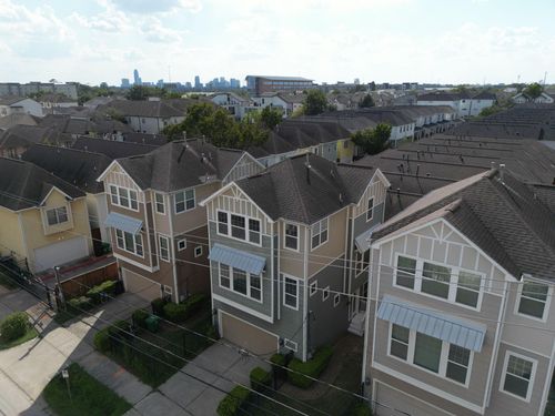 2511 Sherwin St, Houston, TX, 77007-1035 | Card Image