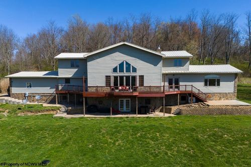 295 Ooga Ooga Ln, Valley Grove, WV, 26060-1098 | Card Image
