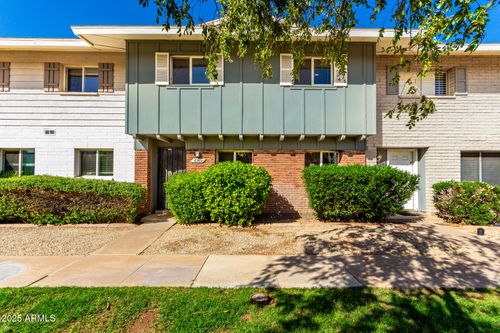 8564 E Mcdonald Dr, Scottsdale, AZ, 85250-6329 | Card Image