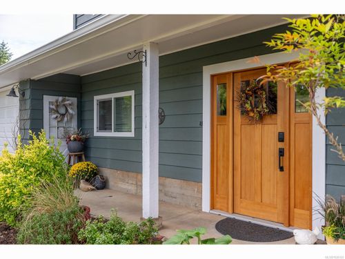 7485 Fernmar Rd, Lantzville, BC, V0R2H0 | Card Image