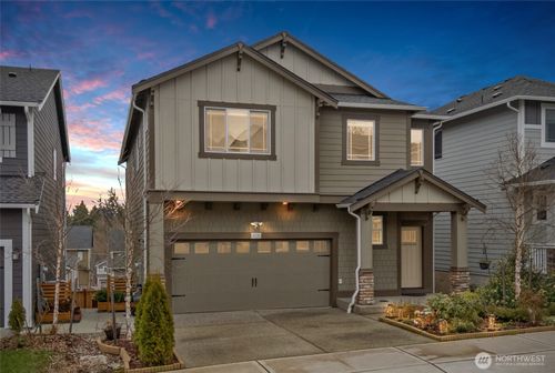 906 121st Ave Se, Lake Stevens, WA, 98258-8921 | Card Image