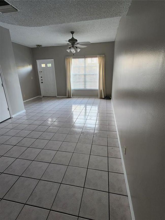 Living Room/ dining room | Image 4