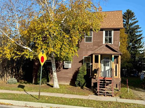 305 E Truman Street, Newberry, MI, 49868 | Card Image