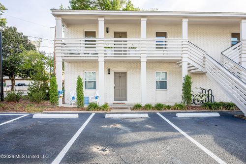 apt-17-114 Ethel Cir, Ocean Springs, MS, 39564-3743 | Card Image