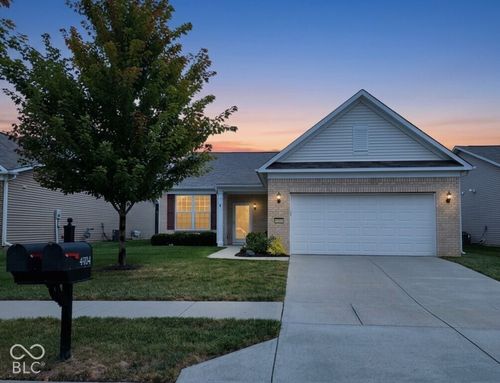 4904 Lilium Dr, Plainfield, IN, 46168-5700 | Card Image