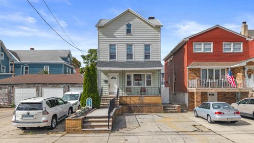59 Humphrey Ave, Bayonne, NJ, 07002-2336 | Card Image