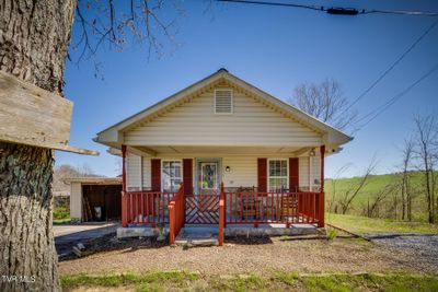 560 Anderson Loop, House other with 2 bedrooms, 1 bathrooms and null parking in Greeneville TN | Image 1