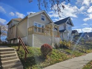 Dr William Finlayson St, Milwaukee, WI 53212