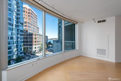 7B - 301 Main Street, Condo with 2 bedrooms, 2 bathrooms and 1 parking in San Francisco CA | Image 3