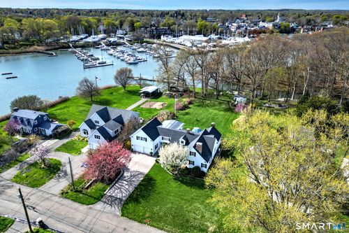 77 Carrington Ave, Milford, CT, 06460-6519 | Card Image