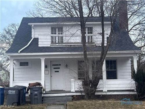 423 Oak St, Toledo, OH, 43605-2303 | Card Image