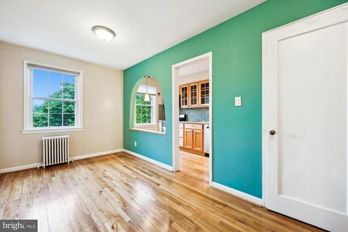 apt-202-2406 Colston Dr, SILVER SPRING, MD, 20910-2527 | Card Image