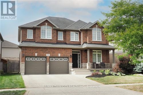 108 Hunsberger Drive, Wilmot, ON, N3A0A5 | Card Image