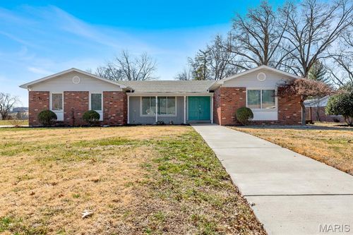 1 Riverbend Pl, Washington, MO, 63090-3716 | Card Image