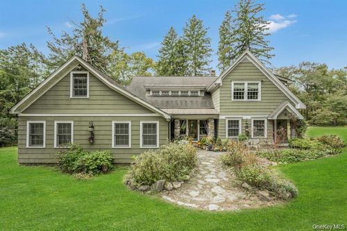 209 Hardscrabble Rd, North Salem, NY, 10560-1010 | Card Image