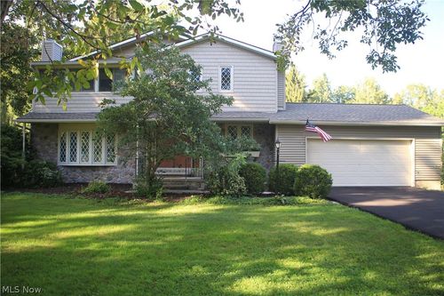 42820 Dellefield Rd, Elyria, OH, 44035-1004 | Card Image