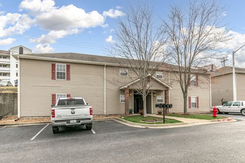 109-4-105 Garden Cir, Branson, MO, 65616-6000 | Card Image