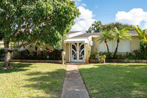 2010 Nw 185th Ter, Miami Gardens, FL, 33056 | Card Image