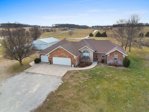 605 Moon Valley Rd, Ozark, MO, 65721-6331 | Card Image