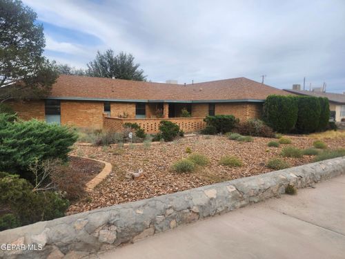 8600 Leo Street, El Paso, TX, 79904 | Card Image